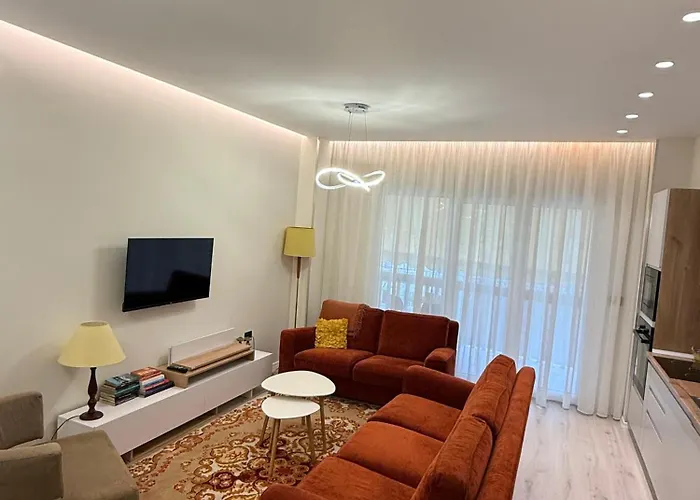 Modern Near Center Appartamento Tirana